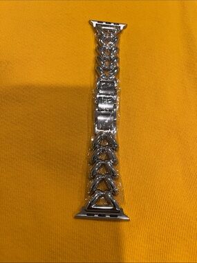 NWT Silver Linked Metal Watch Band - Polished Silver for Apple Watch
